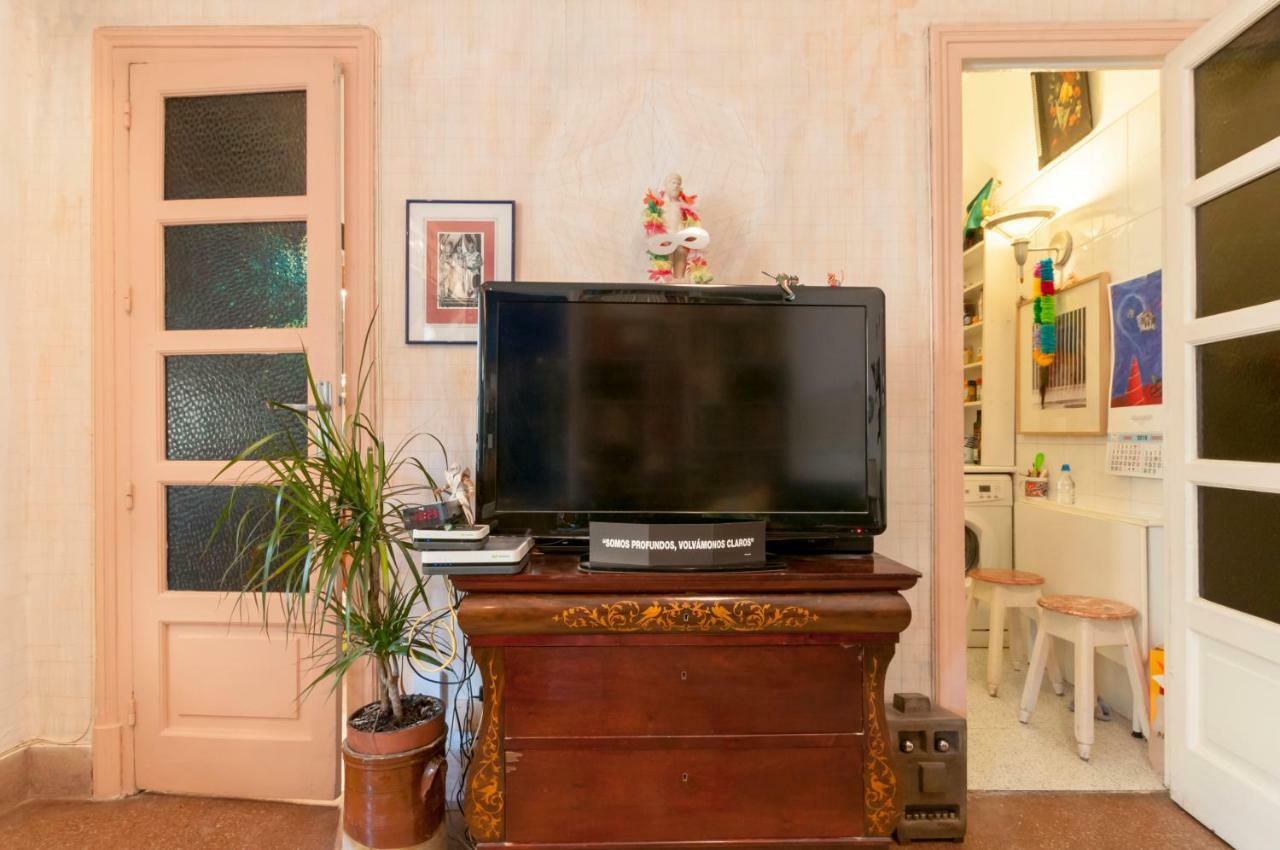 Malasana. La Casa Del Artista Madrid Kültér fotó