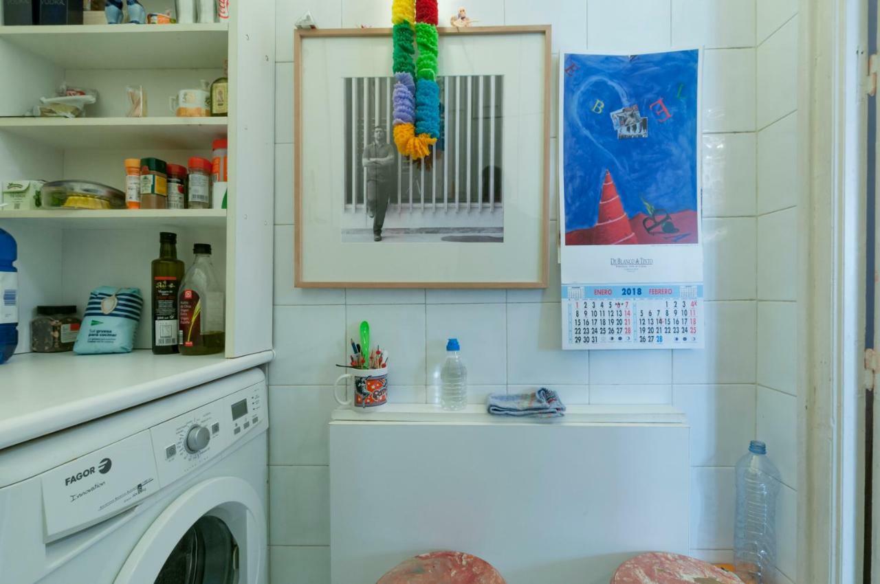 Malasana. La Casa Del Artista Madrid Kültér fotó