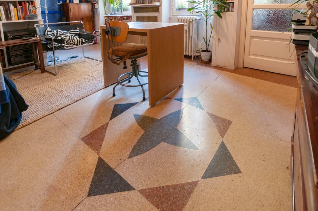 Malasana. La Casa Del Artista Madrid Kültér fotó